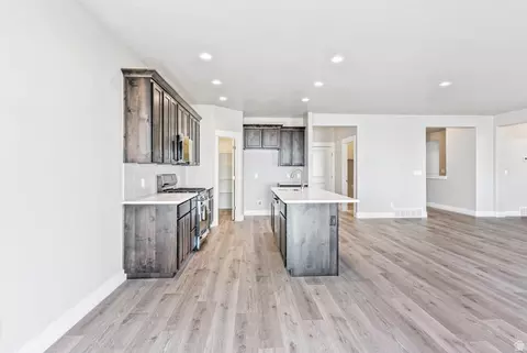 Entry Way - 2675 S Eagle Dr E #ORC 15, Spanish Fork, UT 84660 photo 1 of 1