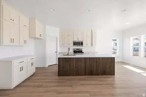 Kitchen - 3232 E 2770 S #ORC 11, Spanish Fork, UT 84660 photo 1 of 2
