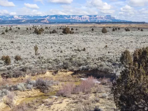295 S Jt Rd, Bryce, UT 84764 photo 14