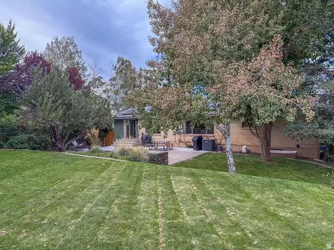 Exterior - 1987 S Claremont Dr E, Bountiful, UT 84010 photo 7 of 8