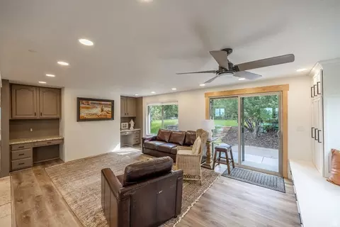Living - 1987 S Claremont Dr E, Bountiful, UT 84010 photo 1 of 2