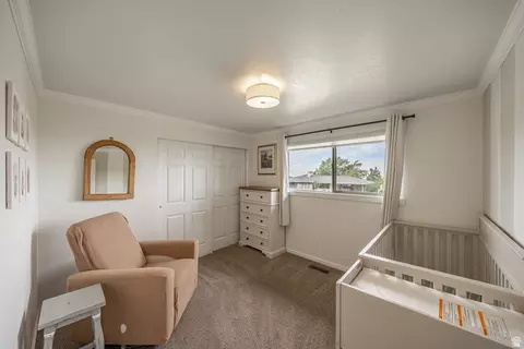 Bedroom - 1987 S Claremont Dr E, Bountiful, UT 84010 photo 3 of 5