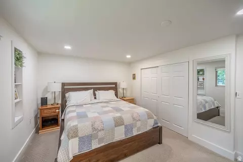 Bedroom - 1987 S Claremont Dr E, Bountiful, UT 84010 photo 2 of 5