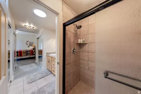Bath - 3764 Prickly Pear Cir #5A3, Moab, UT 84532 photo 2 of 5