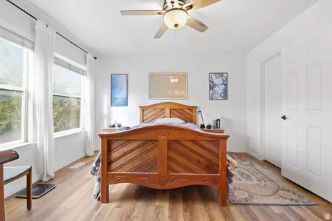 Bedroom - 732 E Sand Dollar Dr S, Sandy, UT 84094 photo 2 of 4