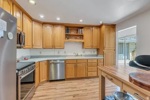 Kitchen - 1909 E 5150 S, Holladay, UT 84117 photo 2 of 4