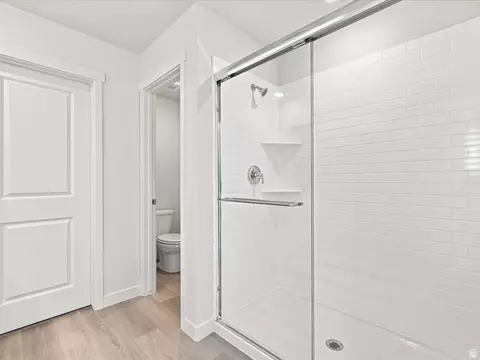 Bath - 952 E Cody St #6121, Eagle Mountain, UT 84005 photo 5 of 7