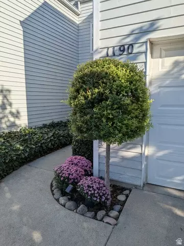 Exterior - 1190 Regent Ct, Orem, UT 84057 photo 2 of 11