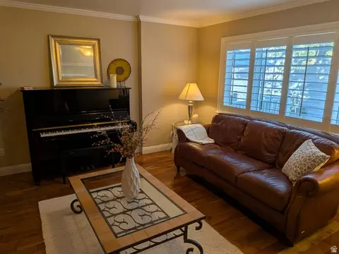 Living - 1190 Regent Ct, Orem, UT 84057 photo 2 of 7
