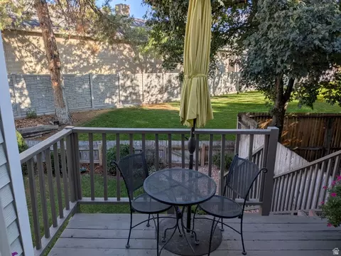 Exterior - 1190 Regent Ct, Orem, UT 84057 photo 4 of 11