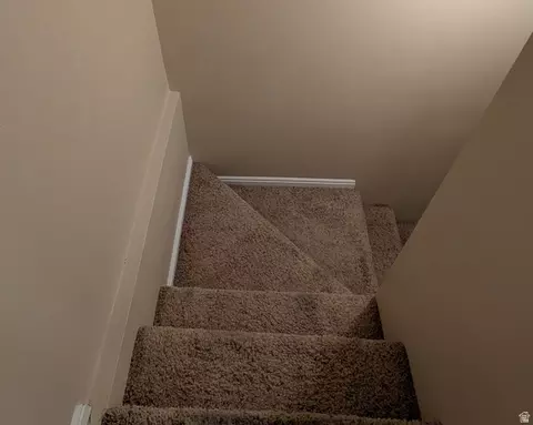 Entry Way - 1190 Regent Ct, Orem, UT 84057 photo 5 of 6