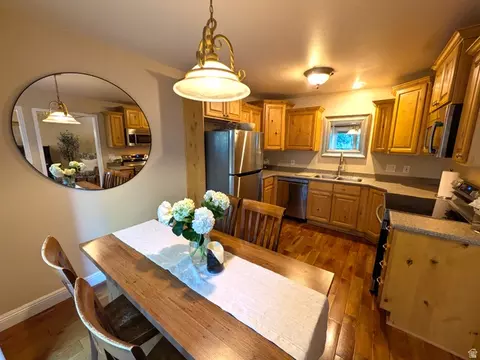 Dining - 1190 Regent Ct, Orem, UT 84057 photo 1 of 2