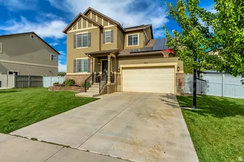 Exterior - 9012 N Suffolk Ln E, Eagle Mountain, UT 84005 photo 10 of 20