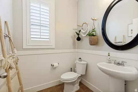 Bath - 9012 N Suffolk Ln E, Eagle Mountain, UT 84005 photo 1 of 5