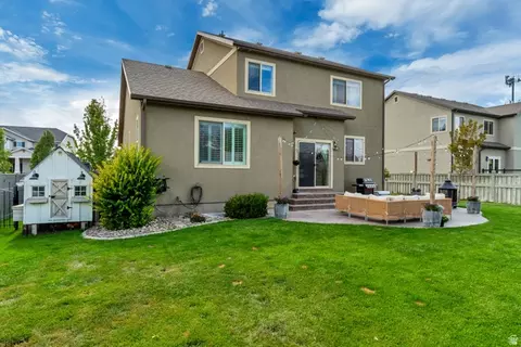 Exterior - 9012 N Suffolk Ln E, Eagle Mountain, UT 84005 photo 4 of 20