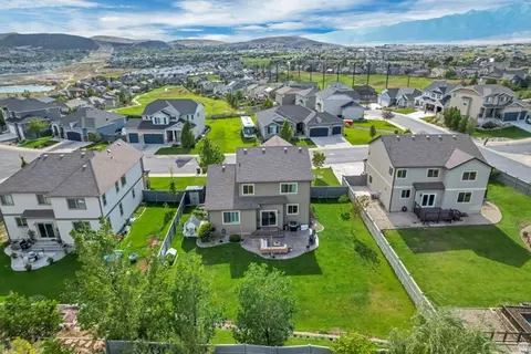 View/Area - 9012 N Suffolk Ln E, Eagle Mountain, UT 84005 photo 10 of 23