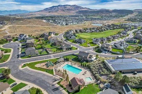 View/Area - 9012 N Suffolk Ln E, Eagle Mountain, UT 84005 photo 3 of 23