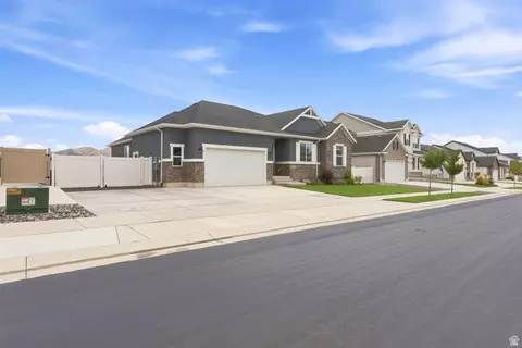 5420 N Cliffrose Dr, Eagle Mountain, UT 84005 photo 4