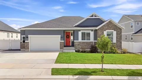 5420 N Cliffrose Dr, Eagle Mountain, UT 84005 photo 1