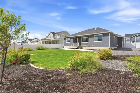 5420 N Cliffrose Dr, Eagle Mountain, UT 84005 photo 37