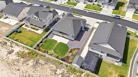 5420 N Cliffrose Dr, Eagle Mountain, UT 84005 photo 40
