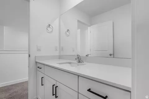 Bath - 1868 E 960 N #405, Salem, UT 84653 photo 3 of 5