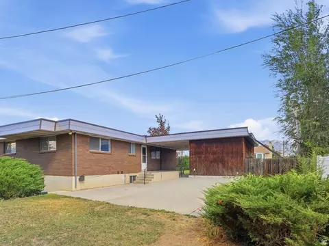 Exterior - 6082 S Main St, Murray, UT 84107 photo 2 of 8