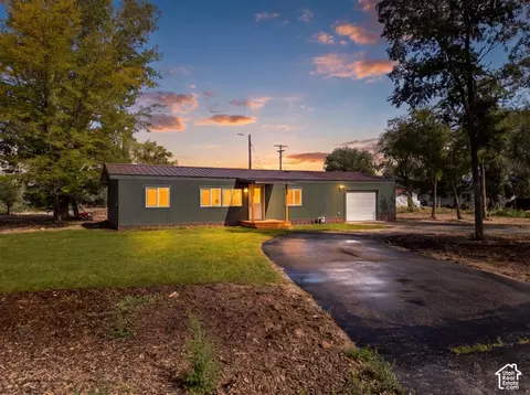 285 E 100 N, Myton, UT 84052