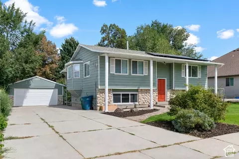 Exterior - 623 E 8600 S, Sandy, UT 84070 photo 2 of 8