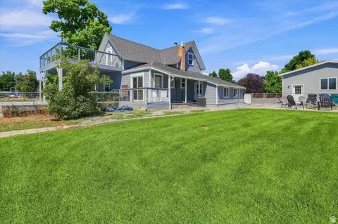 Exterior - 612 S 600 E, River Heights, UT 84321 photo 11 of 13