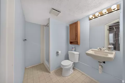 Bath - 582 E 6870 S, Midvale, UT 84047 photo 1 of 3