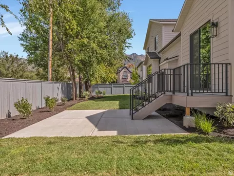 Exterior - 1987 E Walker Meadows Cir, Holladay, UT 84117 photo 7 of 11