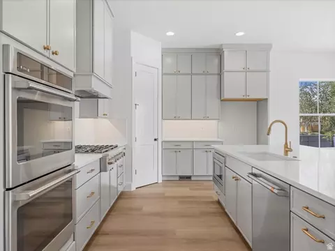 Kitchen - 1987 E Walker Meadows Cir, Holladay, UT 84117 photo 1 of 3