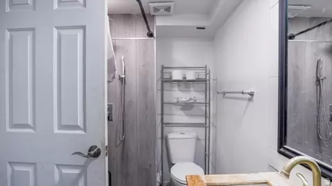 Bath - 828 S 210 W, Orem, UT 84058 photo 3 of 3
