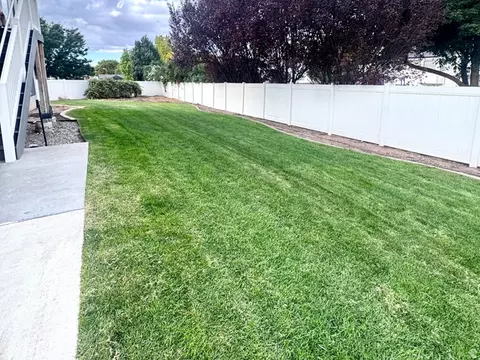 Exterior - 1496 W 2000 S, Syracuse, UT 84075 photo 7 of 12