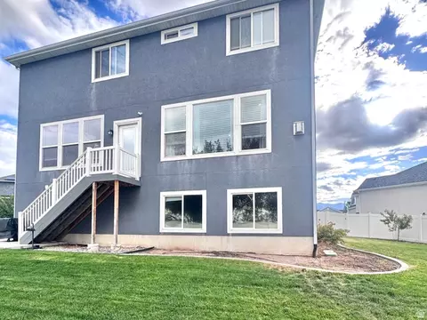 Exterior - 1496 W 2000 S, Syracuse, UT 84075 photo 5 of 12