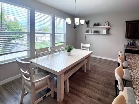 Dining - 1496 W 2000 S, Syracuse, UT 84075 photo 1 of 2
