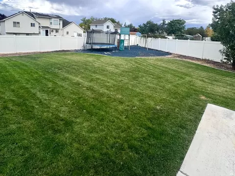 Exterior - 1496 W 2000 S, Syracuse, UT 84075 photo 9 of 12
