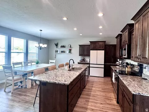 Kitchen - 1496 W 2000 S, Syracuse, UT 84075 photo 2 of 6