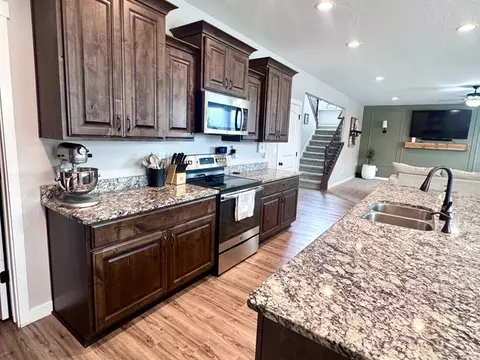 Kitchen - 1496 W 2000 S, Syracuse, UT 84075 photo 3 of 6