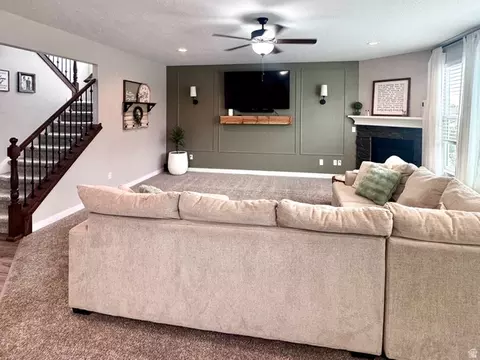 Living - 1496 W 2000 S, Syracuse, UT 84075 photo 2 of 7