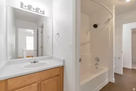 Bath - 159 E Wayfield Dr S, Draper, UT 84020 photo 2 of 2