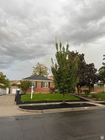2473 S Hartford St, Salt Lake City, UT 84106