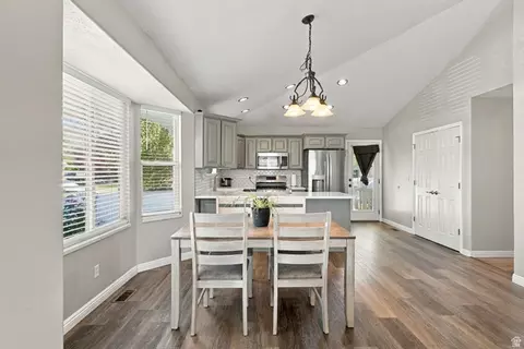 Dining - 363 E 1900 S, Clearfield, UT 84015 photo 1 of 1