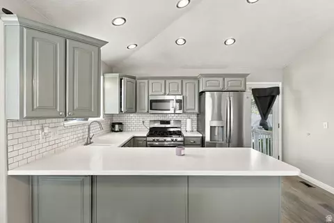 Kitchen - 363 E 1900 S, Clearfield, UT 84015 photo 3 of 3