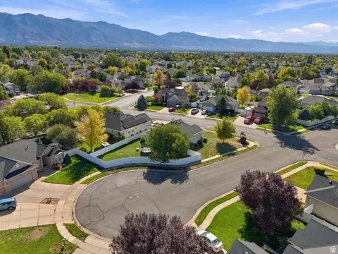 View/Area - 363 E 1900 S, Clearfield, UT 84015 photo 7 of 10
