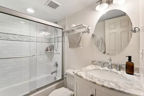 Bath - 363 E 1900 S, Clearfield, UT 84015 photo 4 of 4