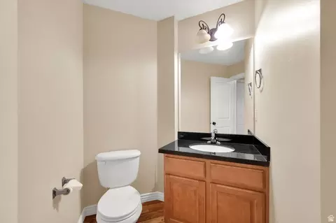 Bath - 1440 E Tuscan Oak Way, Sandy, UT 84092 photo 1 of 5
