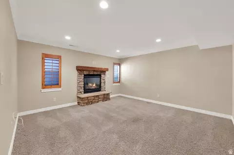 Living - 1440 E Tuscan Oak Way, Sandy, UT 84092 photo 3 of 4