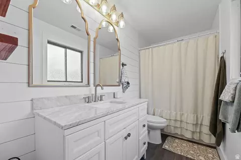 Bath - 959 E Stonehedge Rd, Alpine, UT 84004 photo 2 of 5